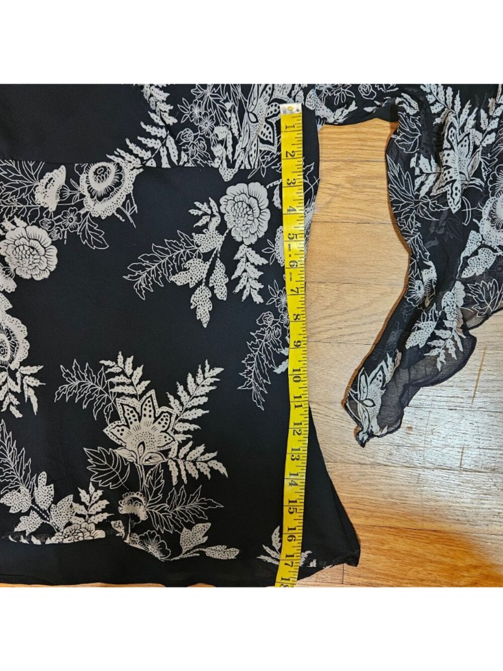 Woman's New York City Design co silk dark whimsey romantic floral blouse black L - Picture 7 of 8